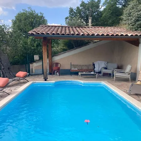 Hébergement de vacances Charming Near Verdon Gorges & Pool Chateauredon